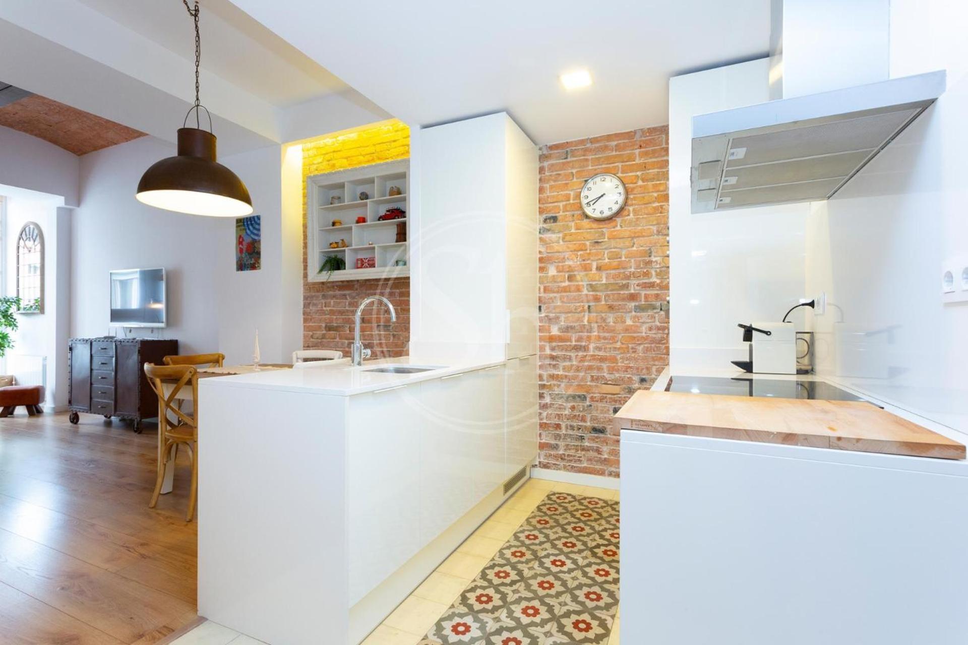 Moderno Apartamento En Eixample Барселона Экстерьер фото