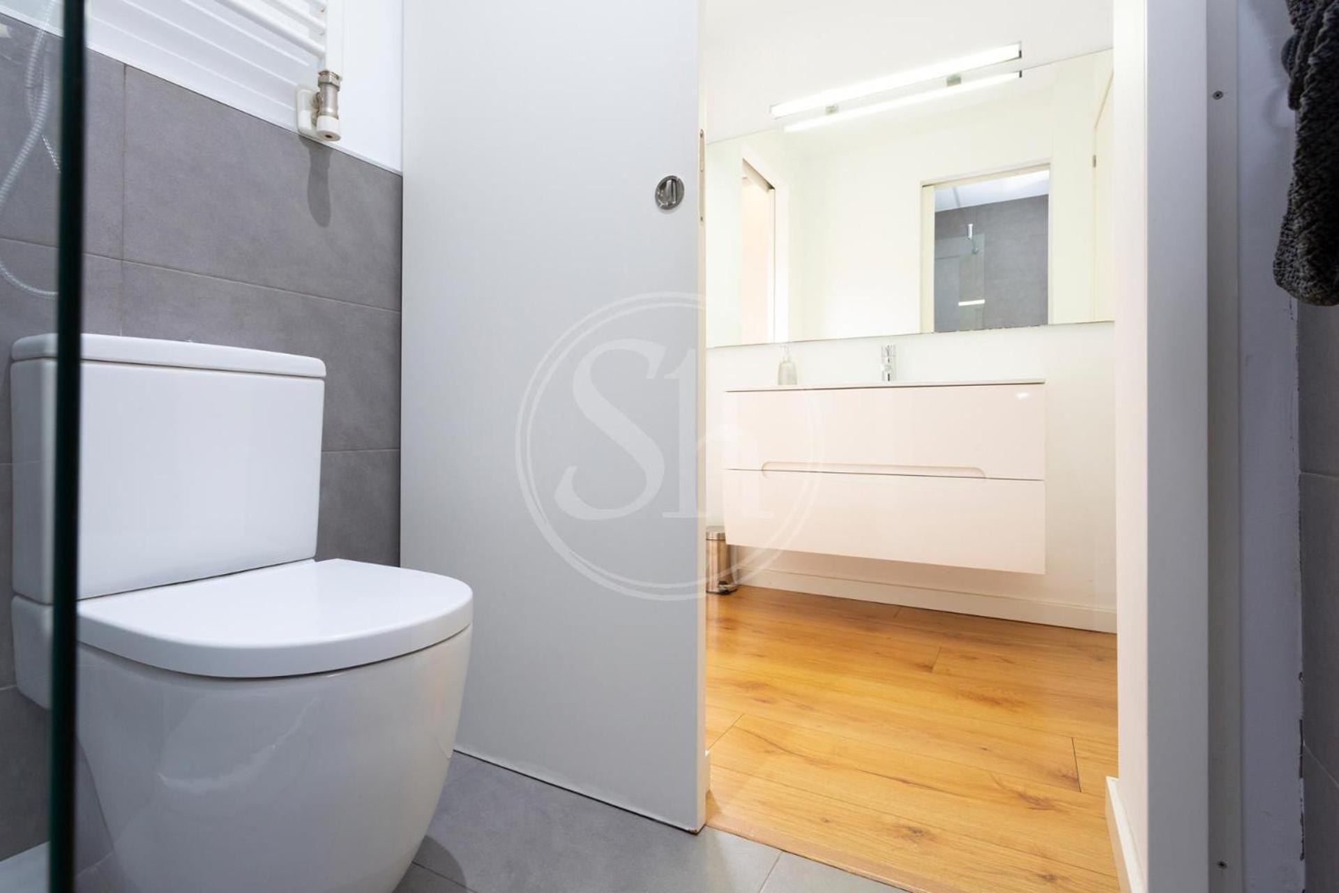 Moderno Apartamento En Eixample Барселона Экстерьер фото